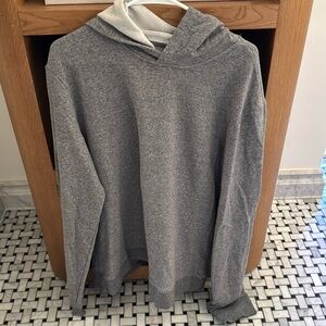 Vuori Men's Gray Hooded Sweatshirt. Size XL